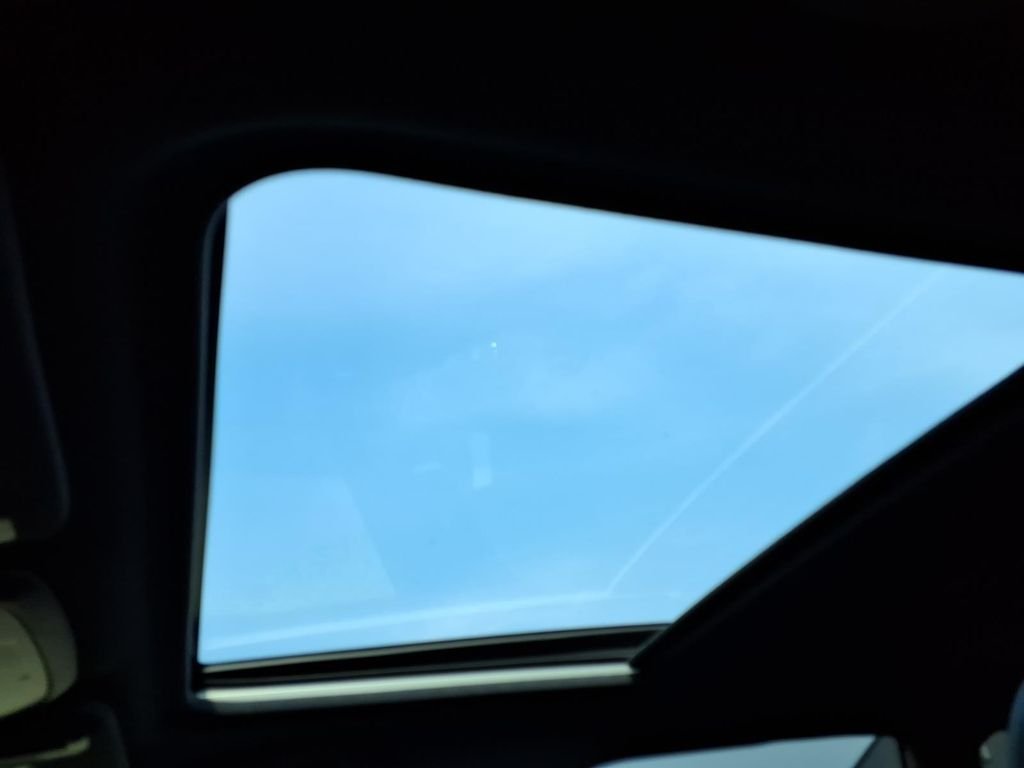 New 2026 AUTUMN GREEN METALLIC Subaru Touring image 6