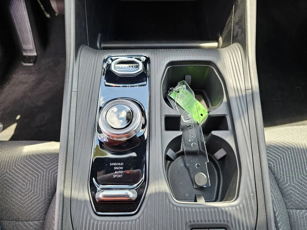 2026 Jeep Cherokee Laredo - Photo 26