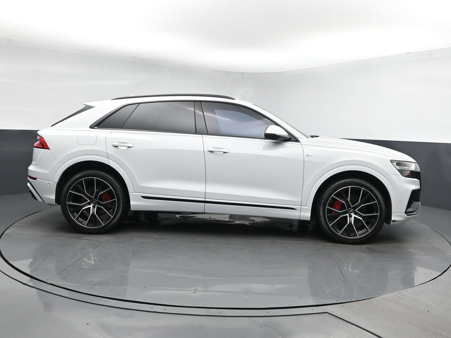 Used 2021 White Audi Premium Plus image 3