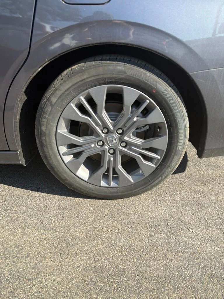 New 2026 Gray Honda Touring image 9