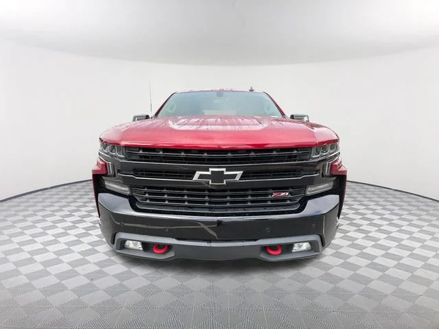 Used 2020 CAJUN RED TINTCOAT Chevrolet LT Trail Boss image 2
