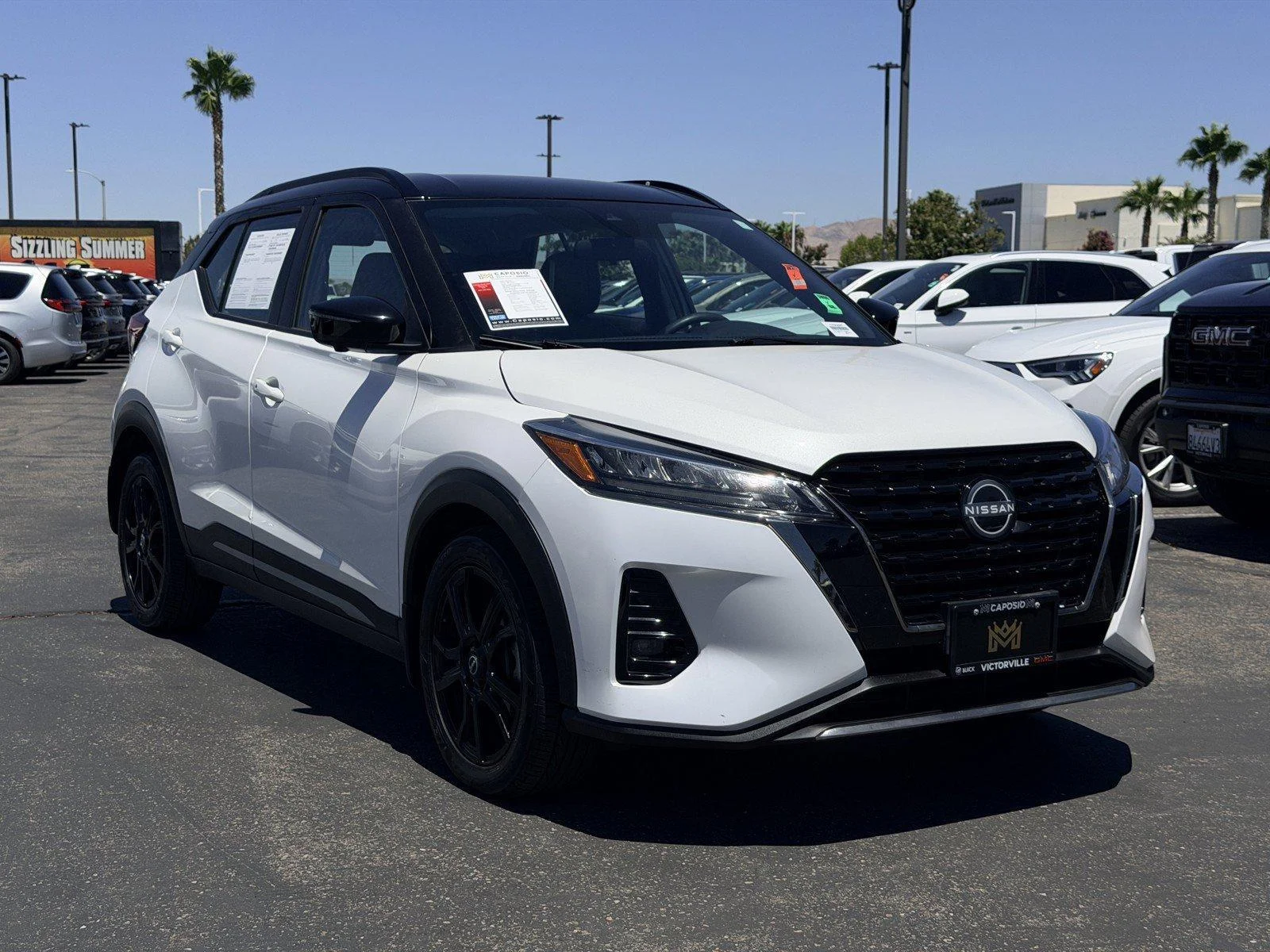 Used 2023 Aspen White Trico Nissan SR image 1