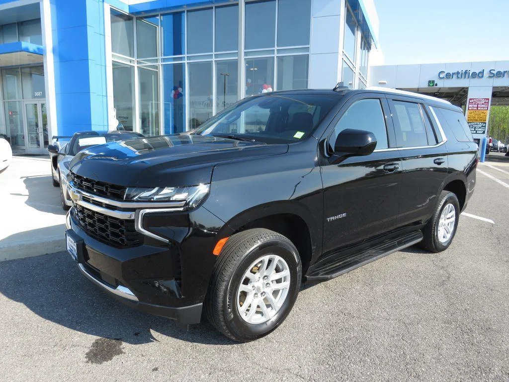 Used 2023 Black Chevrolet LS image 10