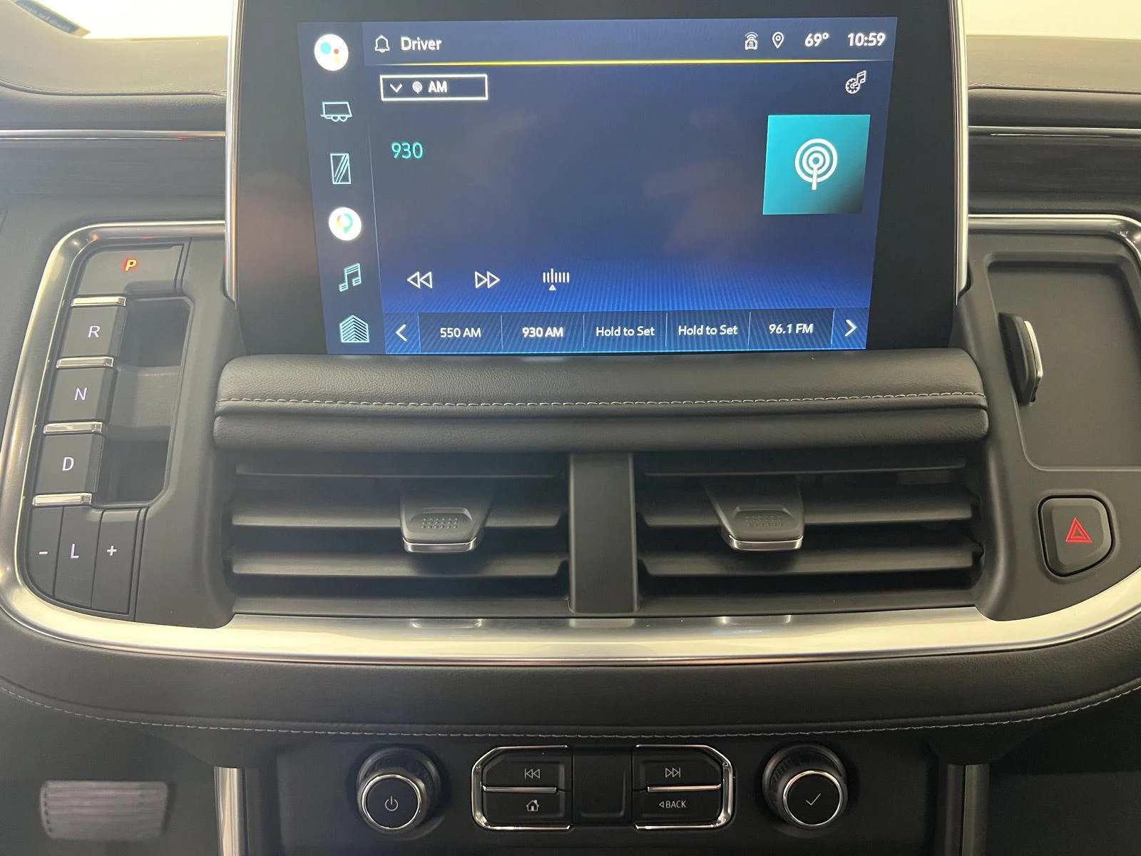 Used 2022 SUMMIT WHITE Chevrolet Z71 image 15