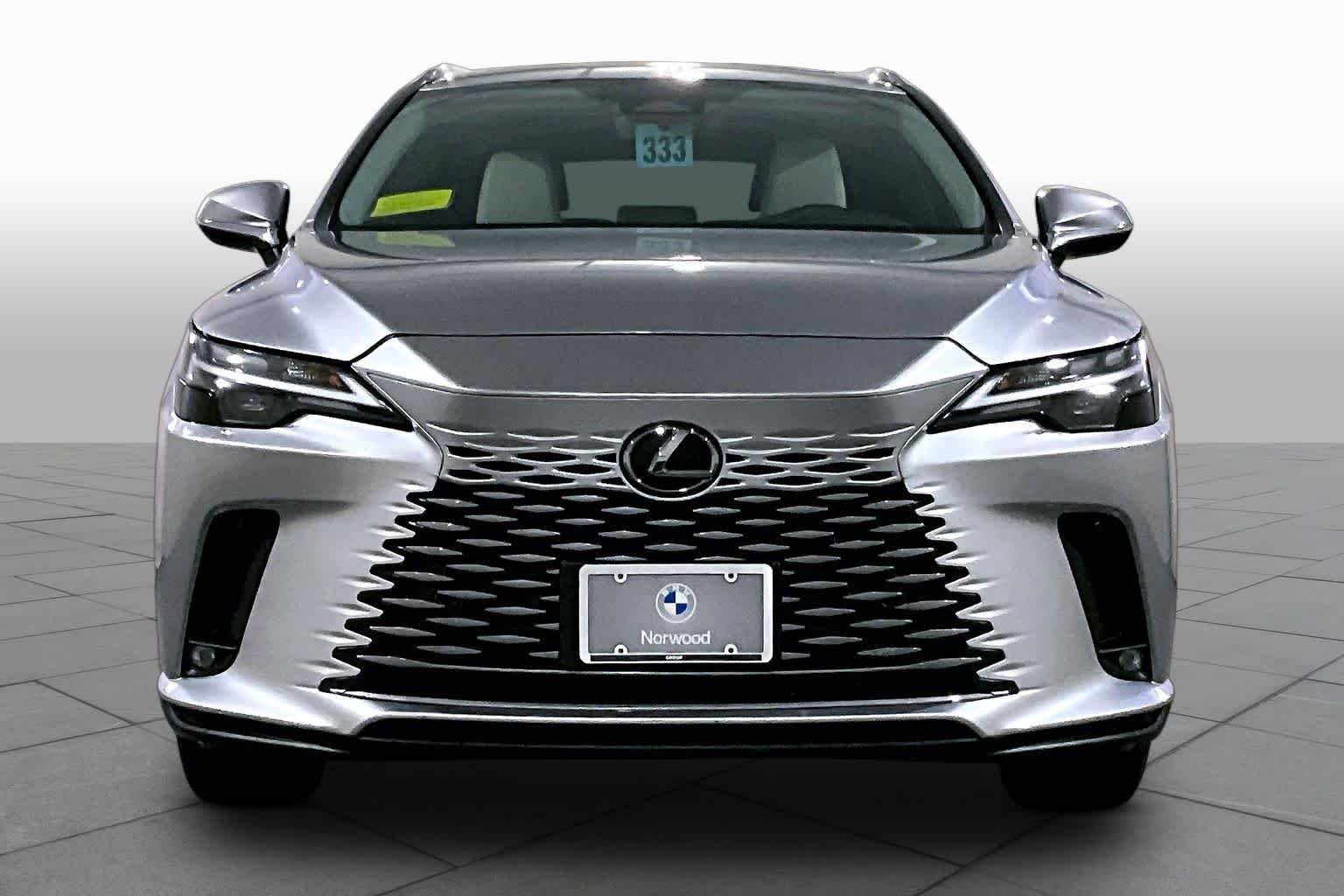Used 2024 Iridium Lexus Premium image 4