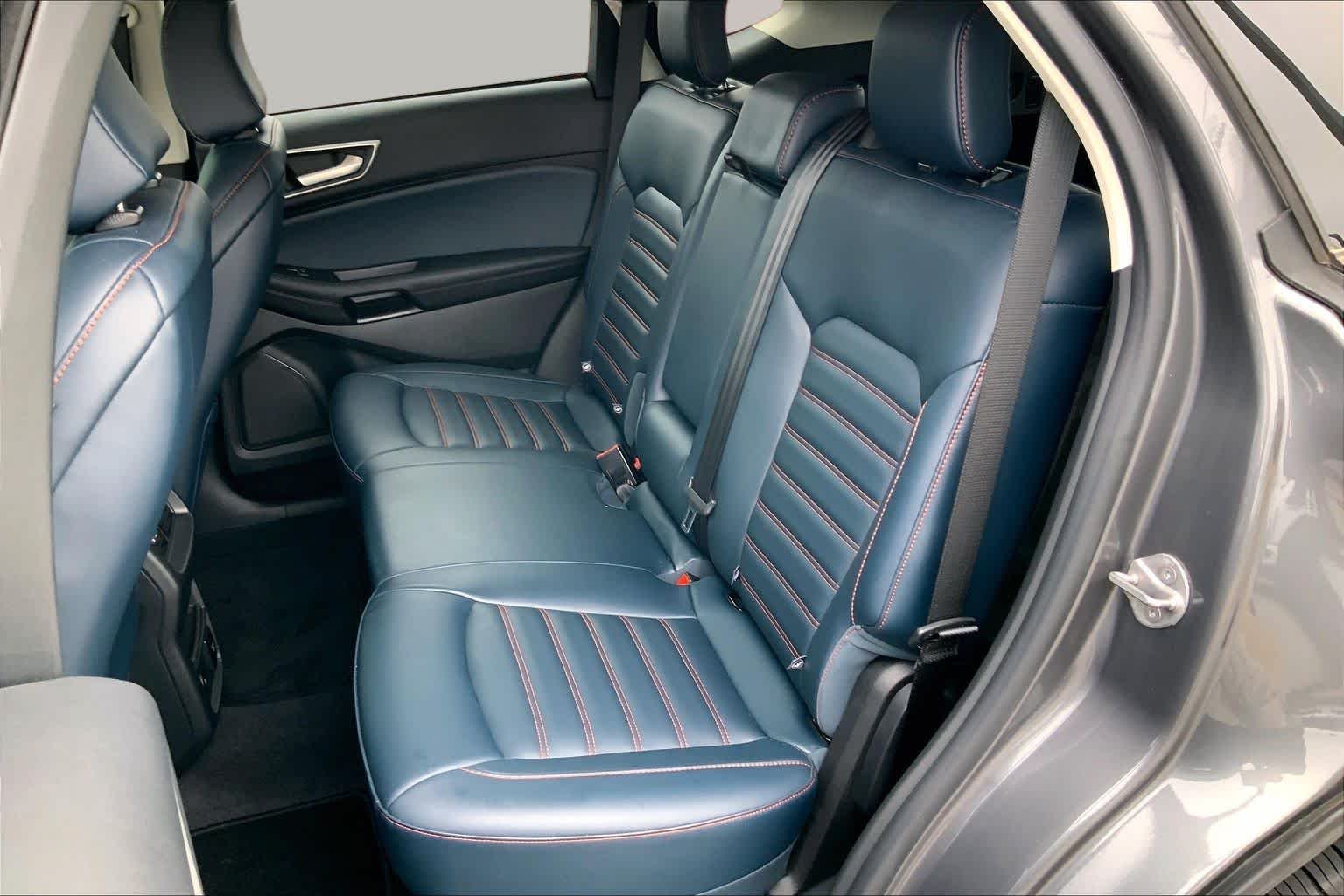 Used 2024 Carbonized Gray Metallic Ford SEL image 19
