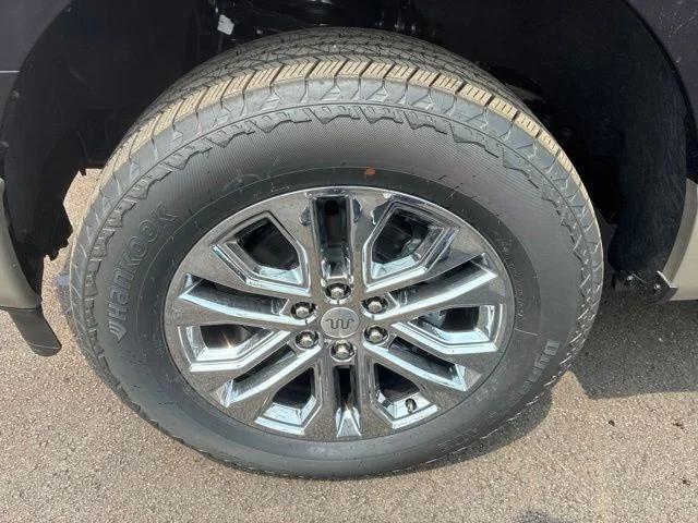 New 2026 Blue Ford King Ranch image 17