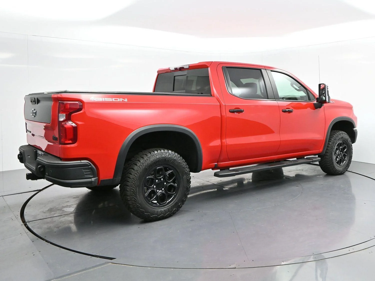 Used 2024 Red Hot Chevrolet ZR2 image 7