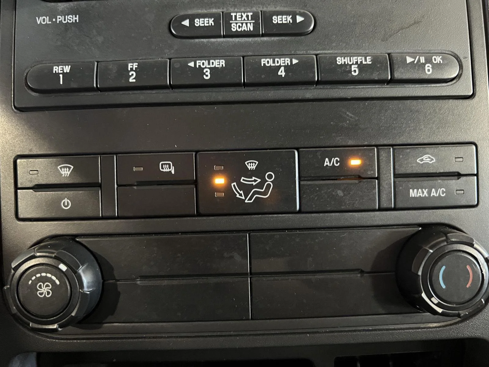 Used 2011 Pale Adobe Metallic Ford XL image 27