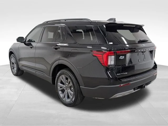 New 2026 Agate Black Metallic Ford Active image 20