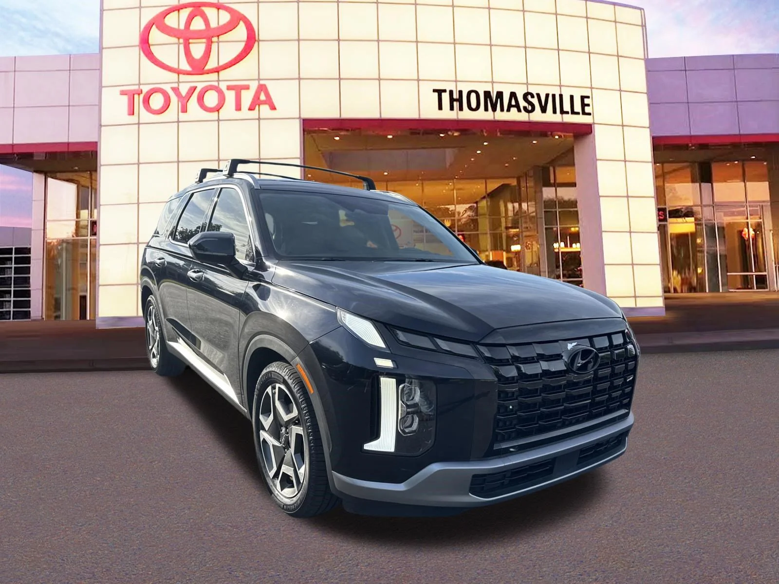Used 2023 Moonlight Cloud Hyundai SEL image 3