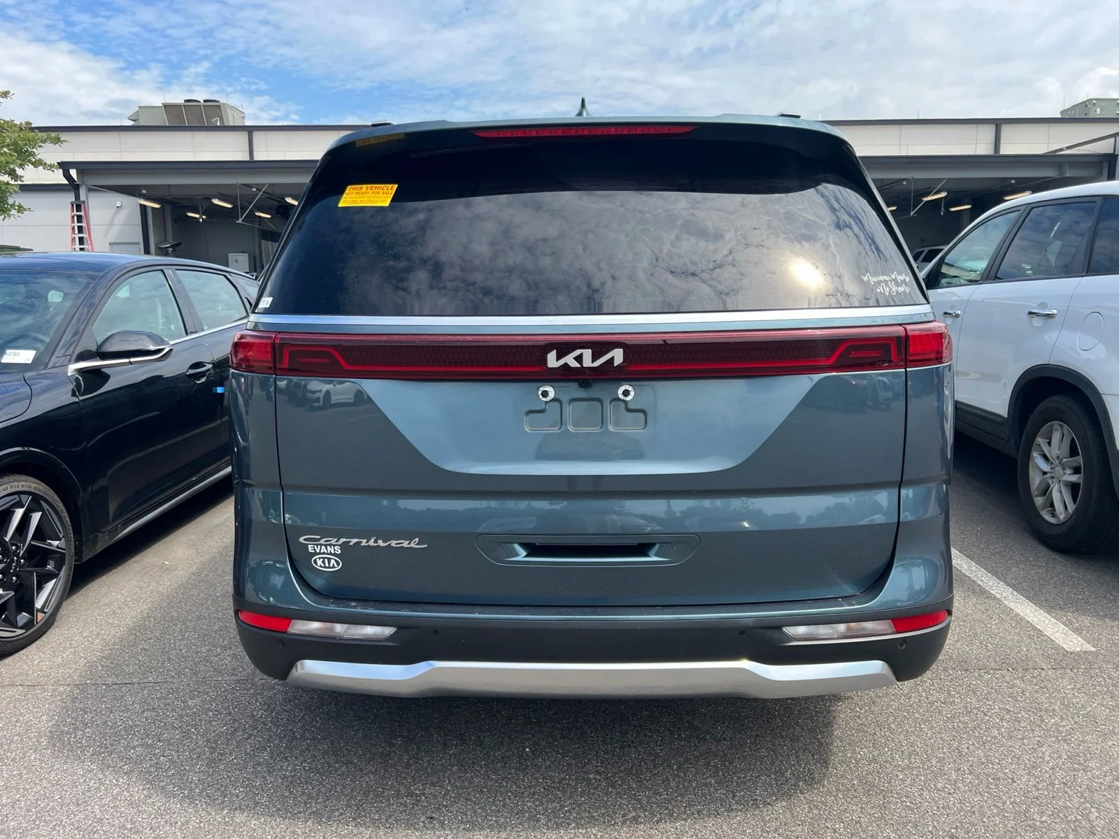 Used 2022 Blue Kia SX Prestige image 10