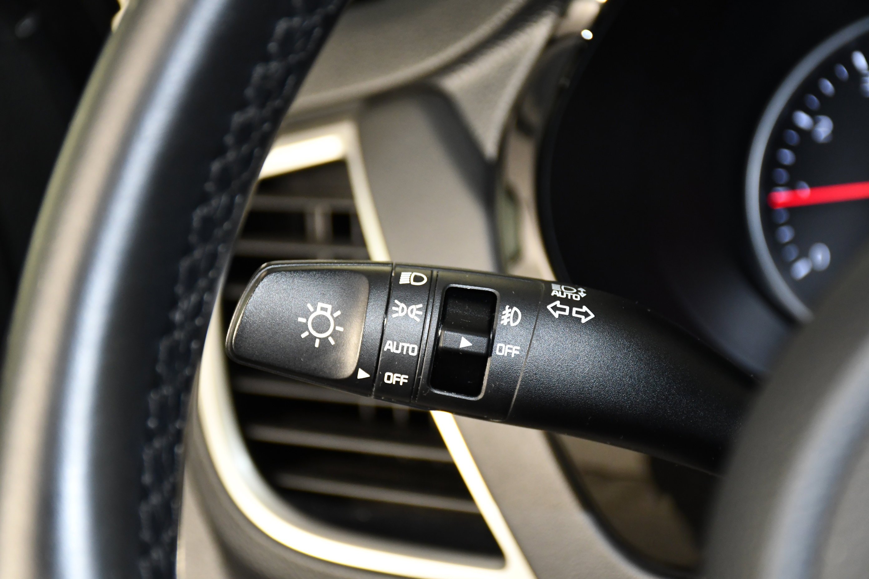 Used 2021 Gravity Gray Kia SX image 22