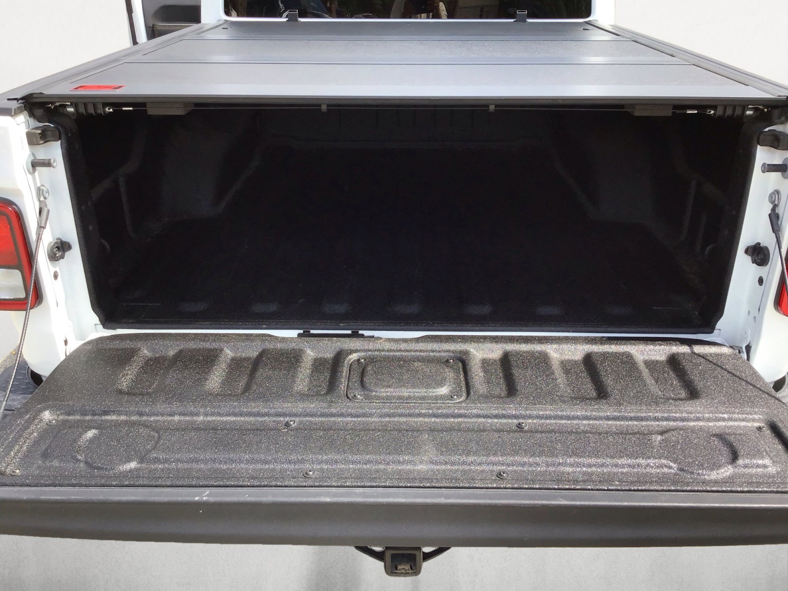 Used 2024 Bright White Clearcoat Jeep Texas Trail image 11