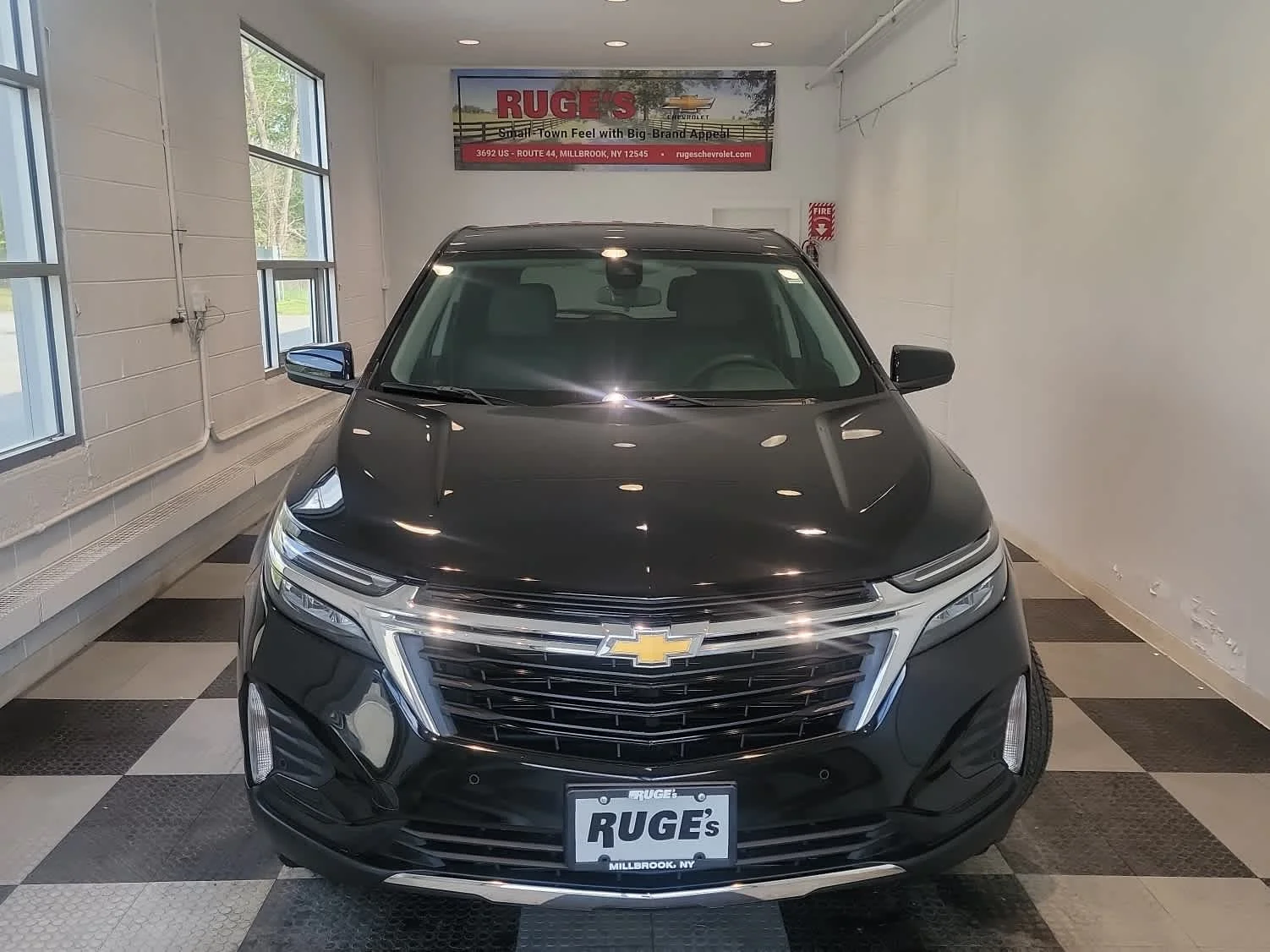 Used 2024 Mosaic Black Metallic Chevrolet LT image 6