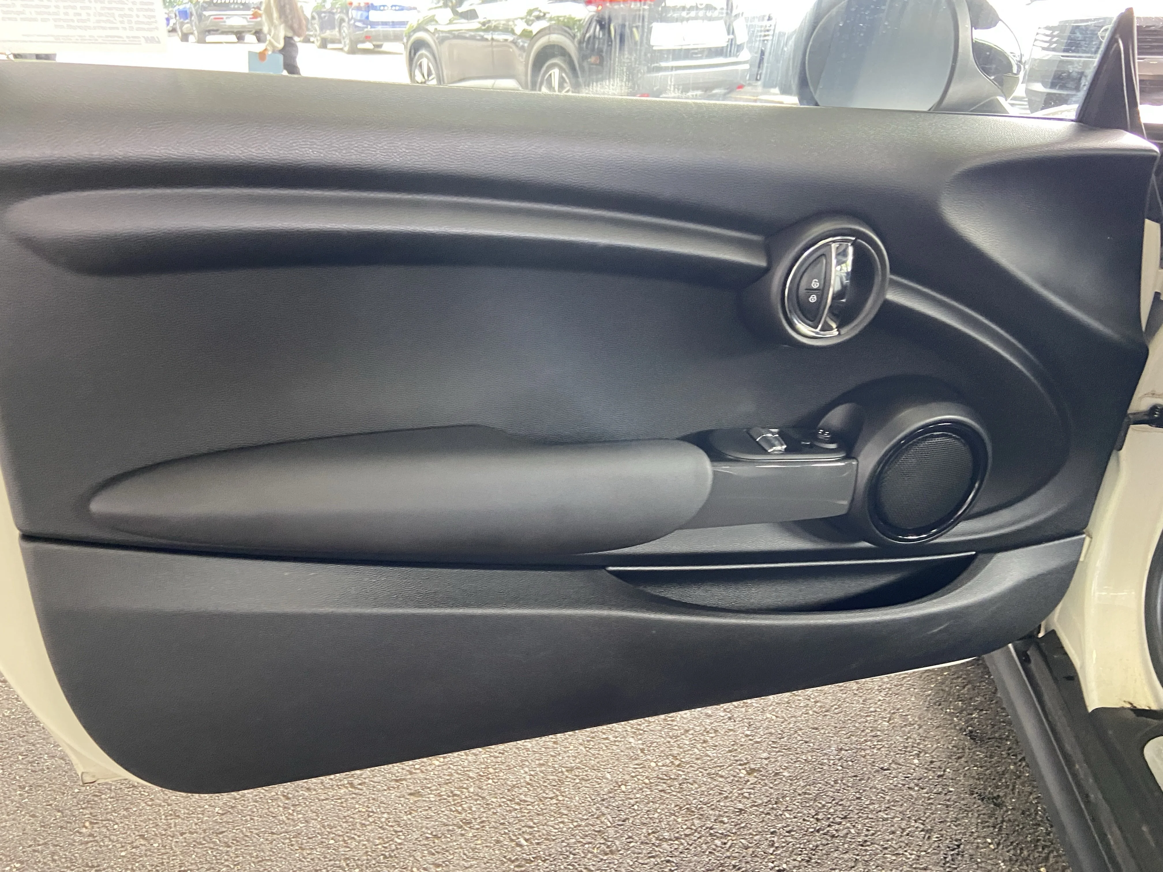 2017 MINI Cooper Base - Photo 22
