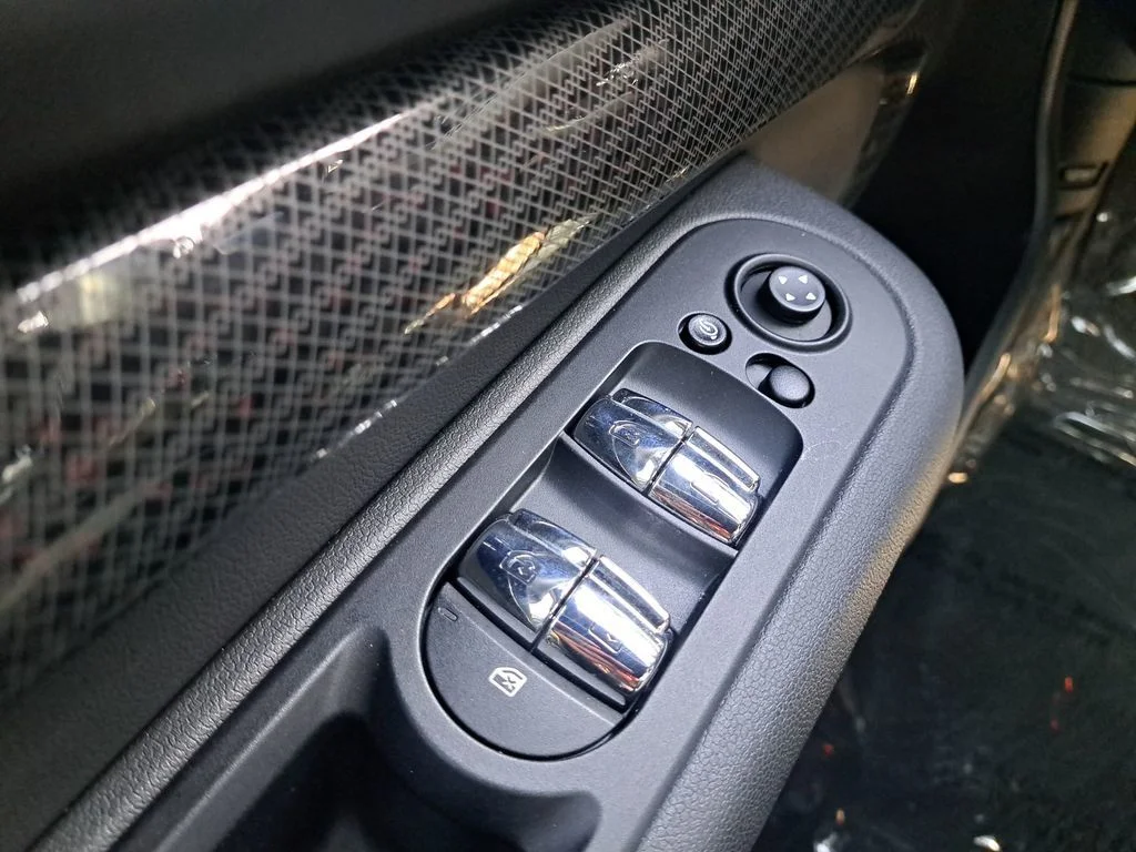 Used 2022 Gray MINI Classic image 25
