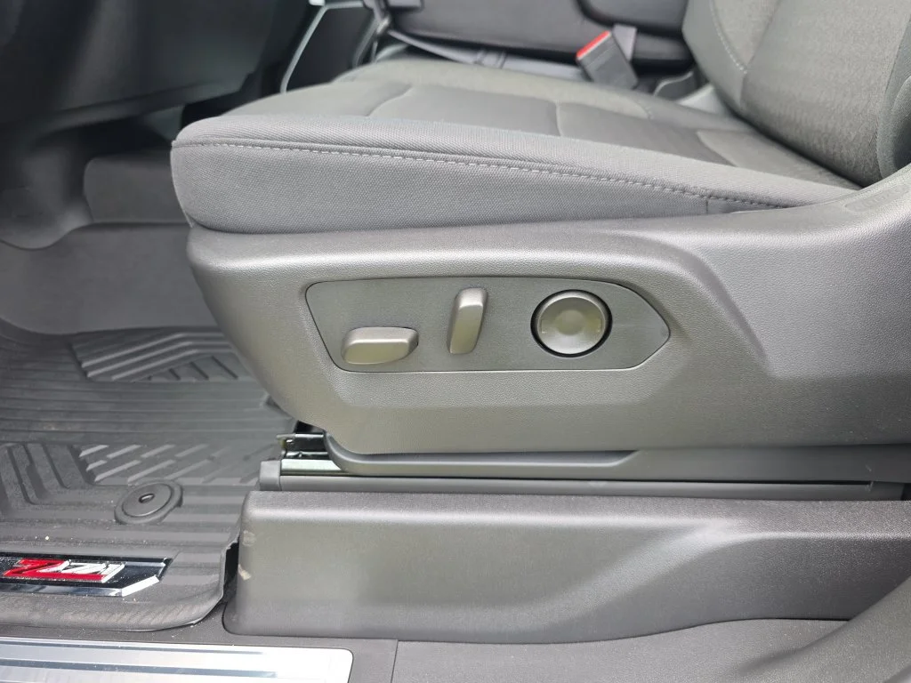 New 2026 Sterling Gray Metallic Chevrolet LT image 13