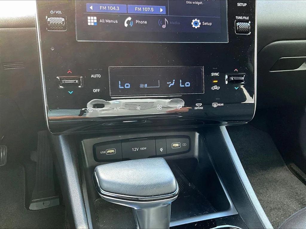 Used 2022 Gray Hyundai SEL Premium image 16