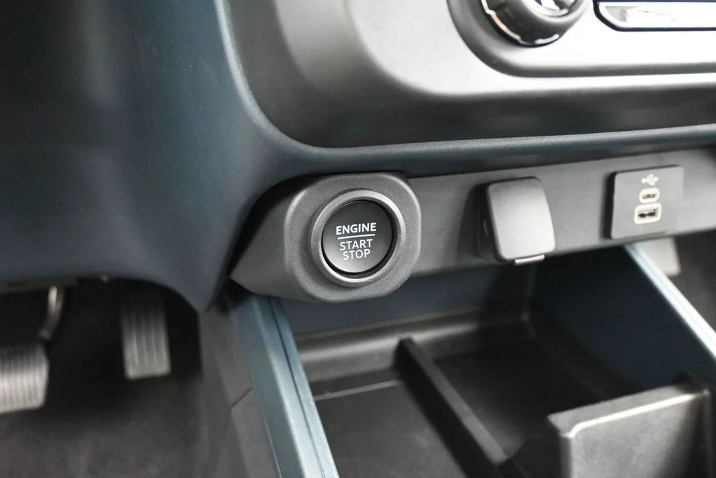 New 2025 Oxford White Ford Lobo Standard image 14