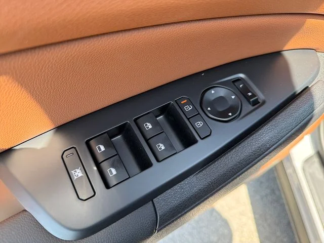 New 2026 Gray Kia X-Line image 18