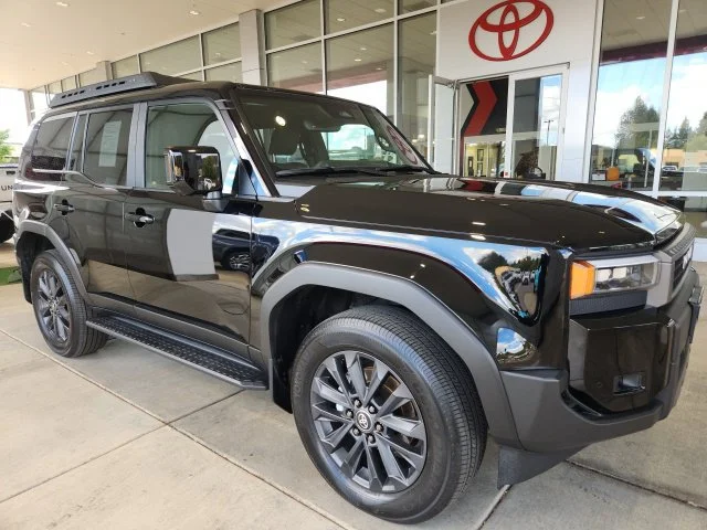 Used 2025 Black Toyota Base image 4