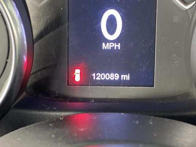 Used 2018 Gray Jeep Sport S image 21