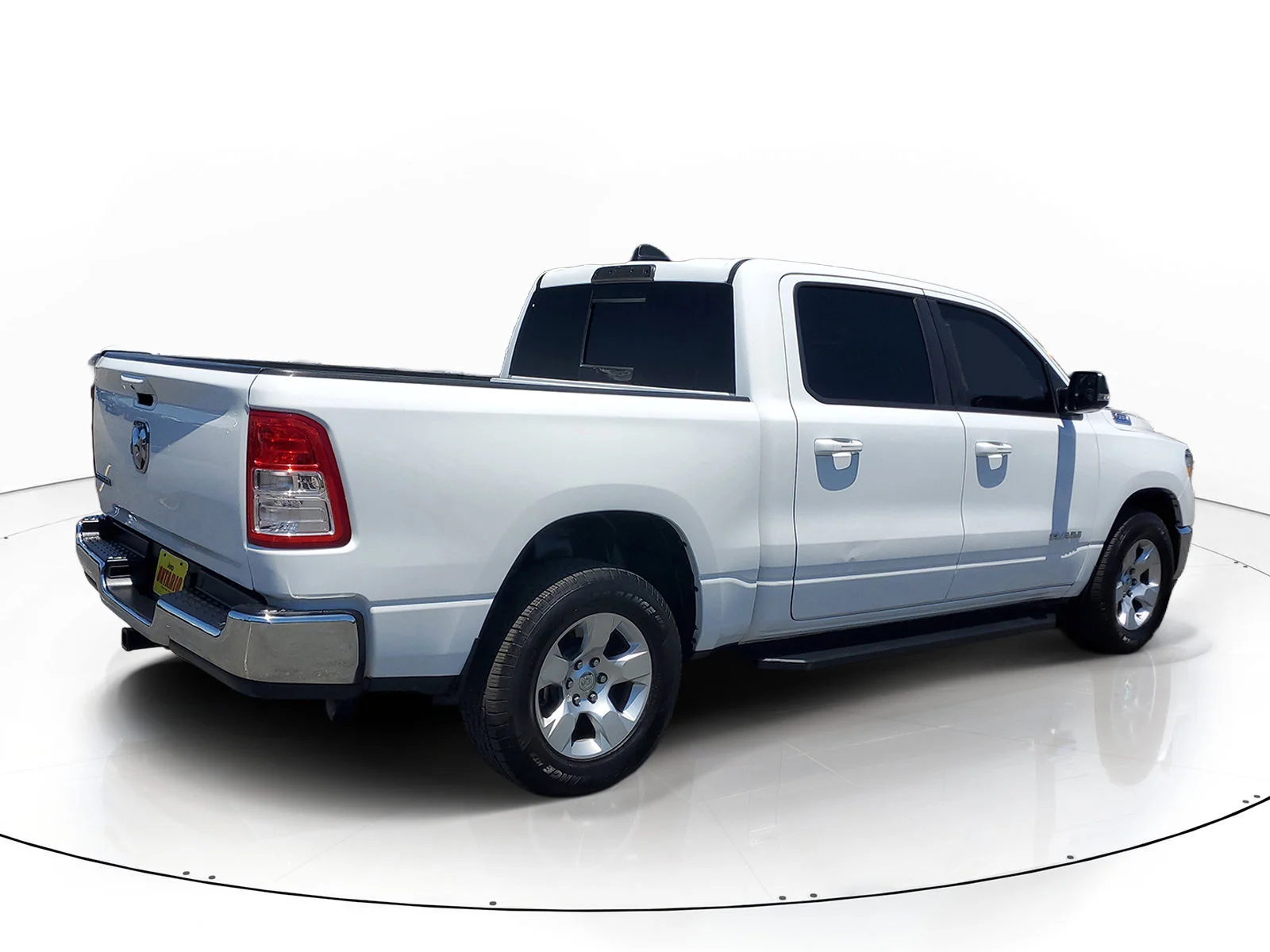 Certified Used 2021 White Ram Big Horn/Lone Star image 3