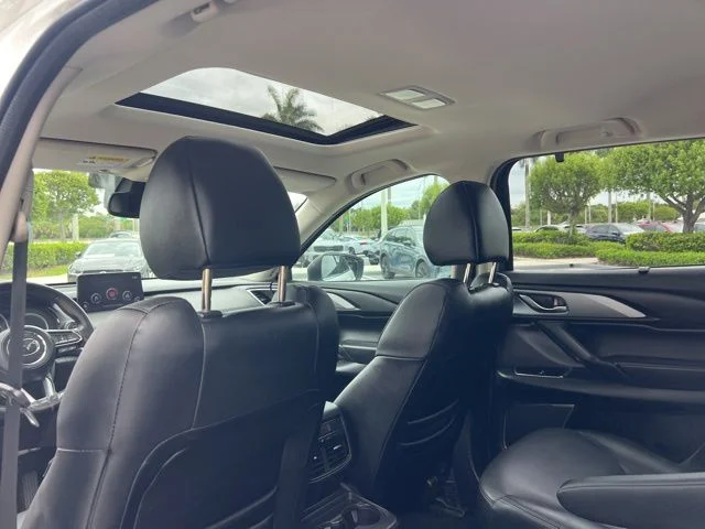 Used 2020 White Mazda Touring image 34