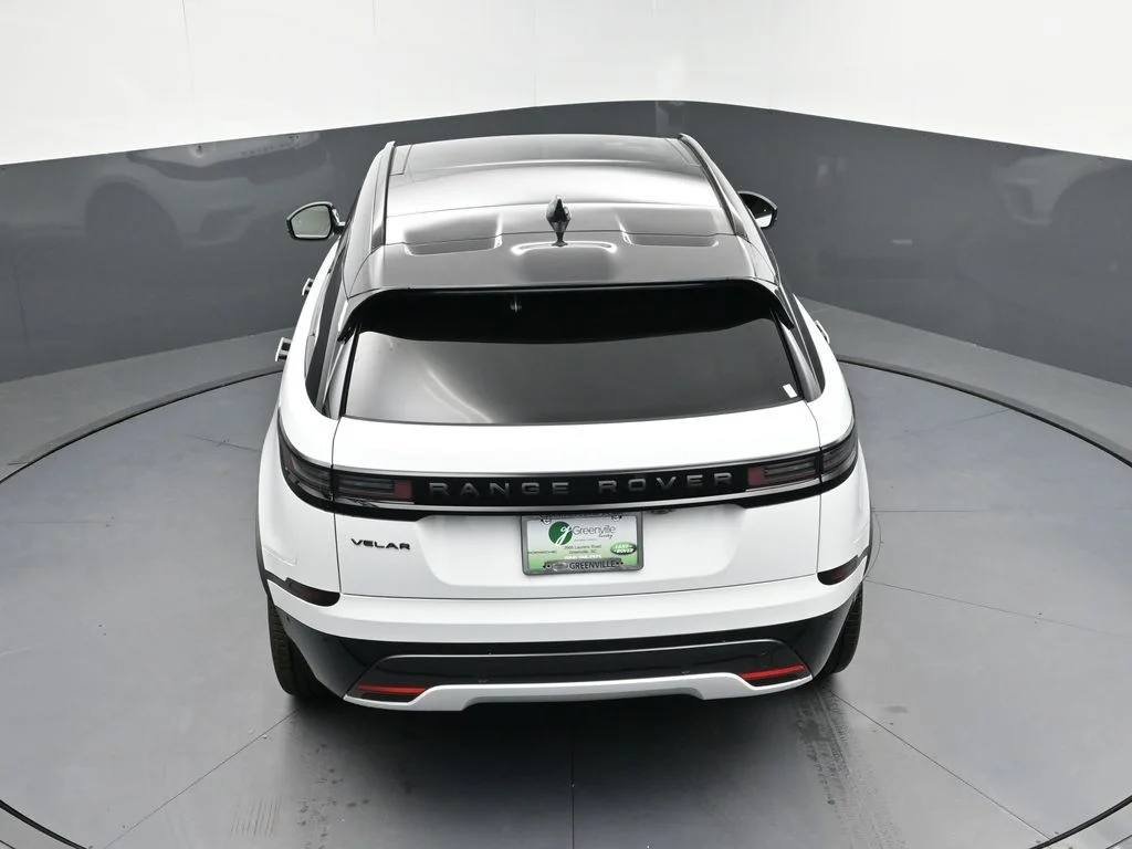 Certified Used 2026 White Land Rover Dynamic SE image 33