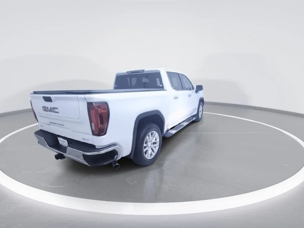 Used 2021 White GMC SLT image 9