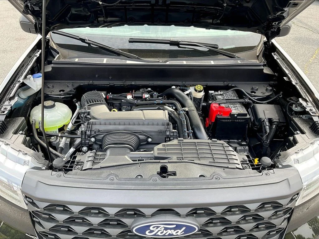 New 2026 Shadow Black Ford XL image 9