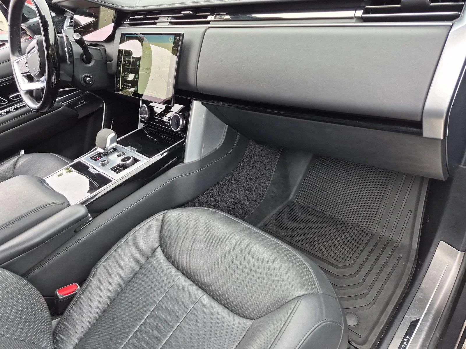 Used 2023 Eiger Grey Metallic Land Rover Autobiography image 39