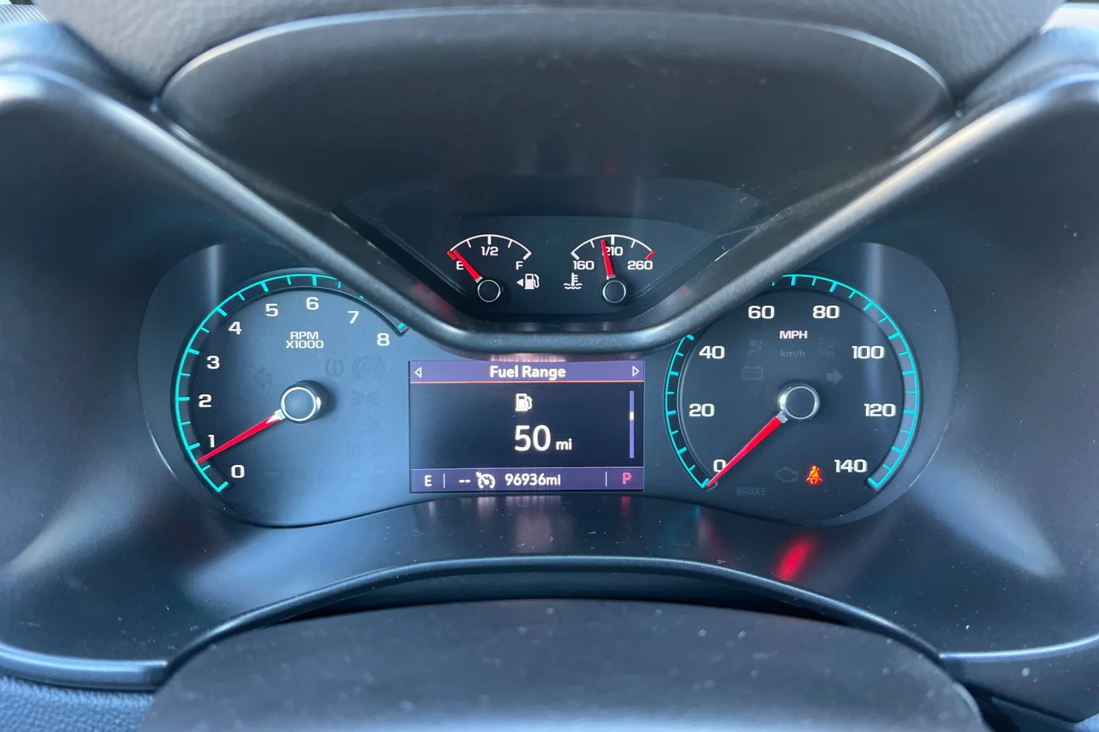 Used 2020 Cajun Red Tintcoat Chevrolet 4WD Z71 image 25