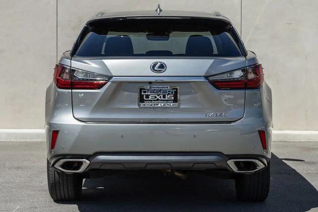 Used 2018 Atomic Silver Lexus 350 image 4