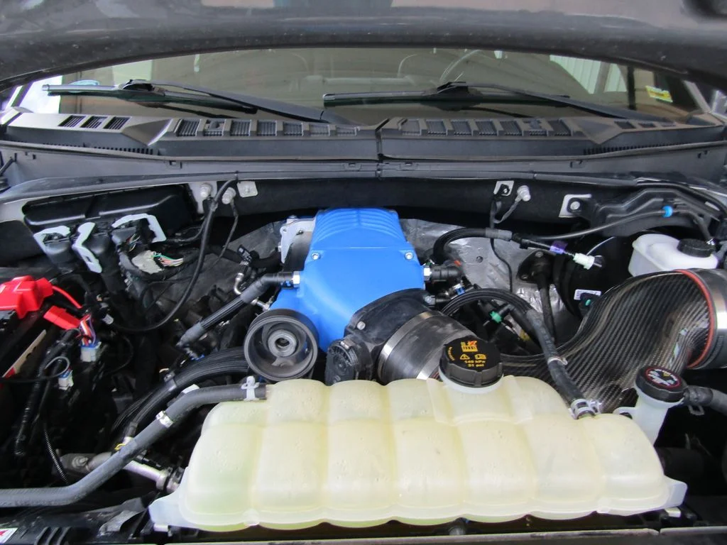 Used 2019  Ford Lariat image 41