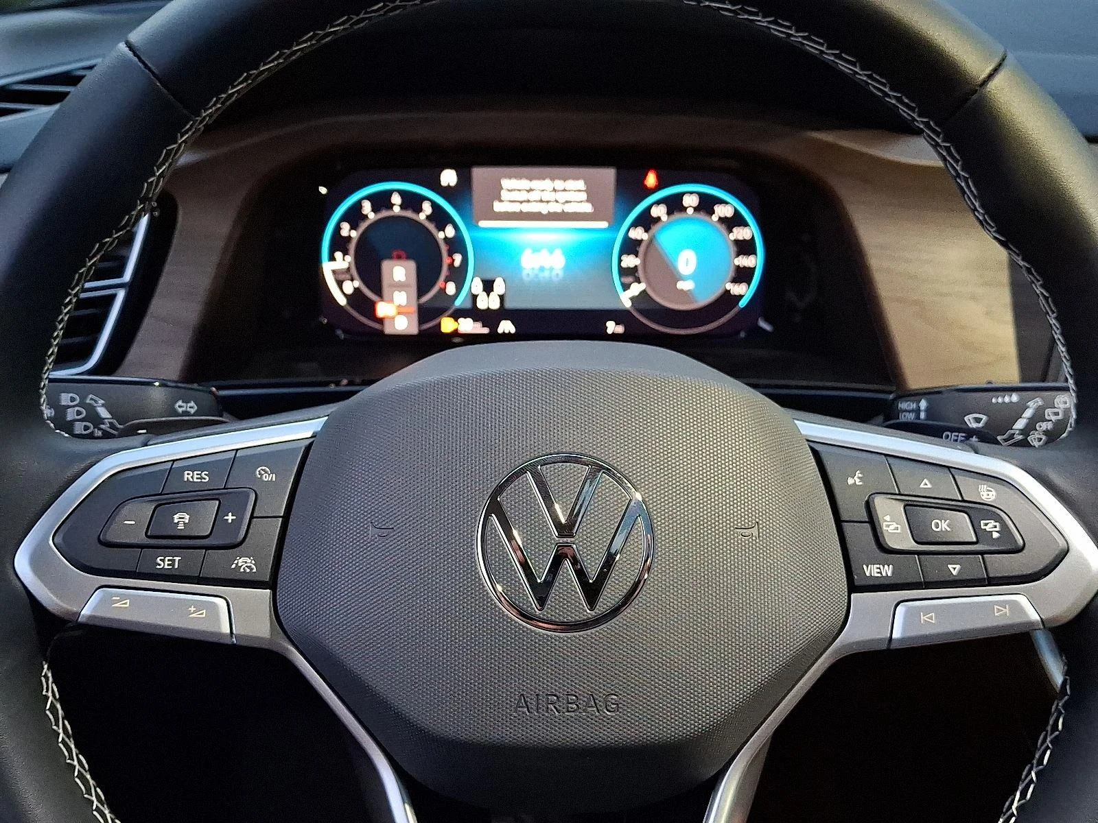 2026 Volkswagen Atlas SE w/Tech - Photo 17