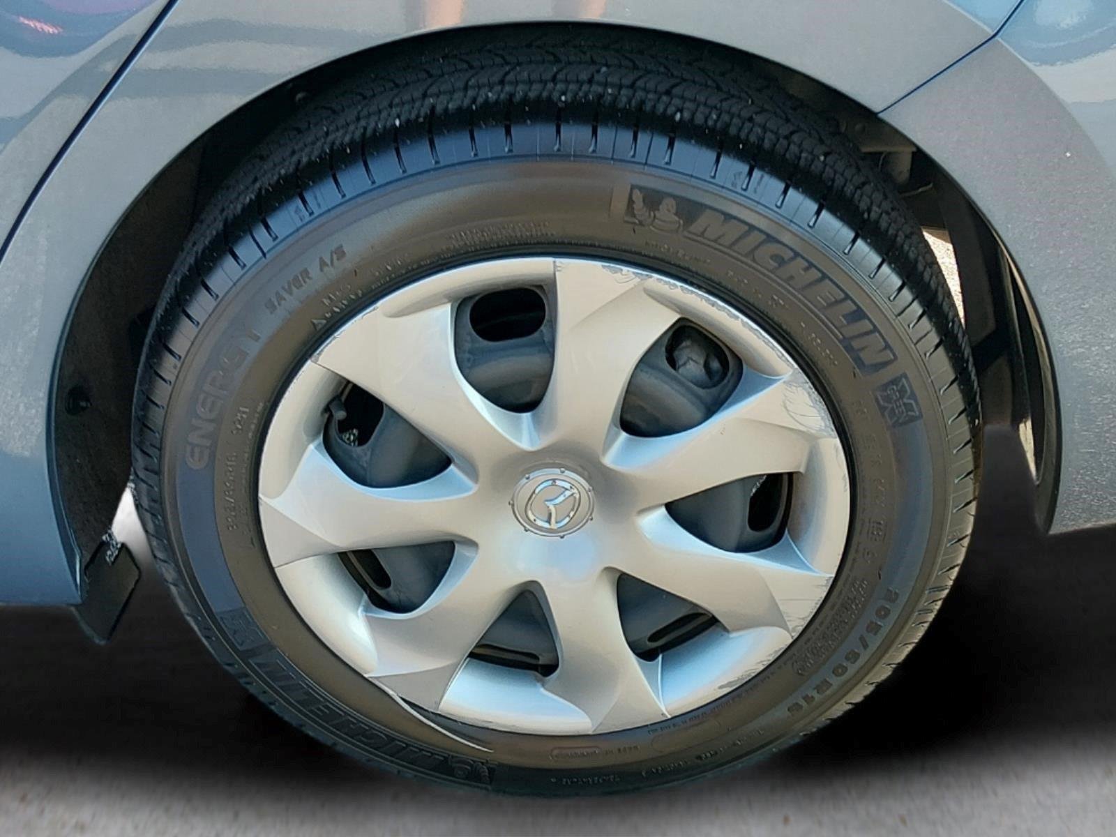 Used 2015 Blue Reflex Mica Mazda i Sport image 12