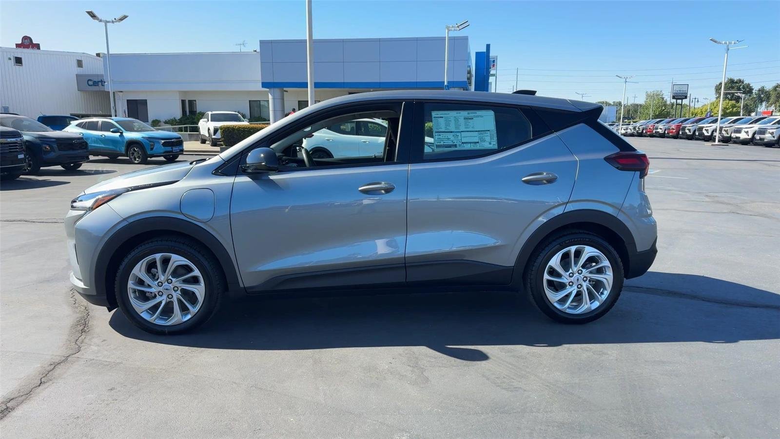 2027 Chevrolet Bolt LT - Photo 8