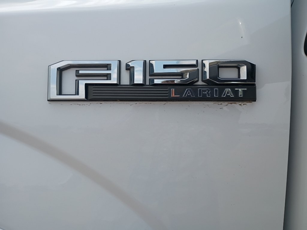Used 2019 Oxford White Ford LARIAT image 36