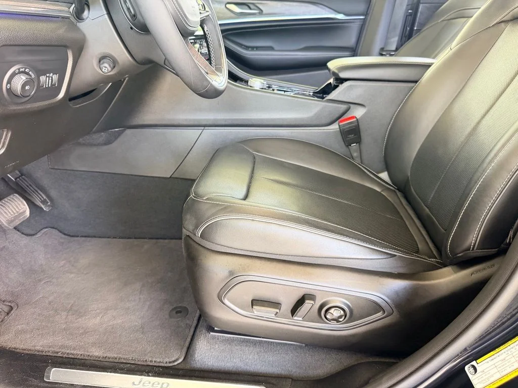 Used 2024 Black Jeep Overland image 15
