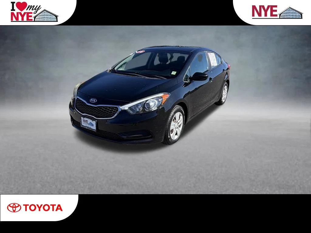 Used 2016 Black Kia LX image 1