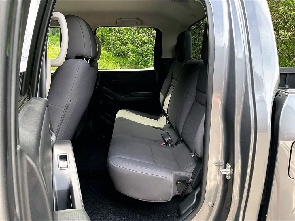 Used 2023 Gray Nissan S image 17