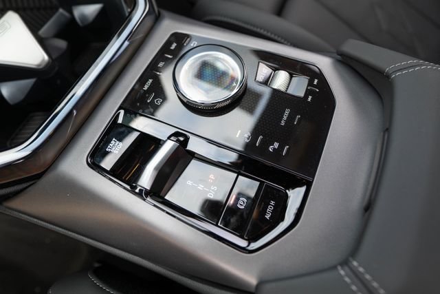 New 2026 Alpine White BMW 30 xDrive image 25