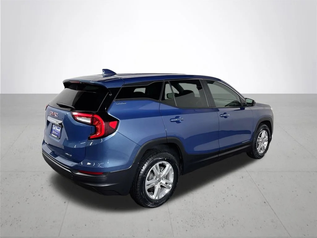 Used 2024 Blue GMC SLE image 6