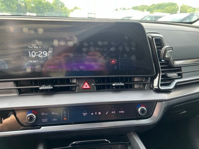 Certified Used 2023 Snow White Pearl Kia EX image 7