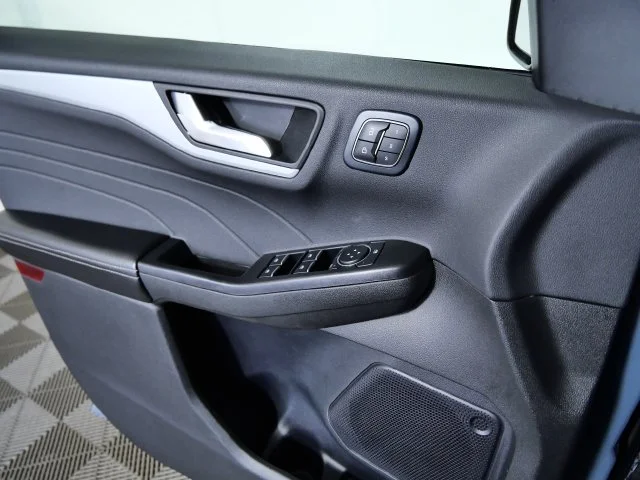 Used 2025 Blue Ford Platinum image 28