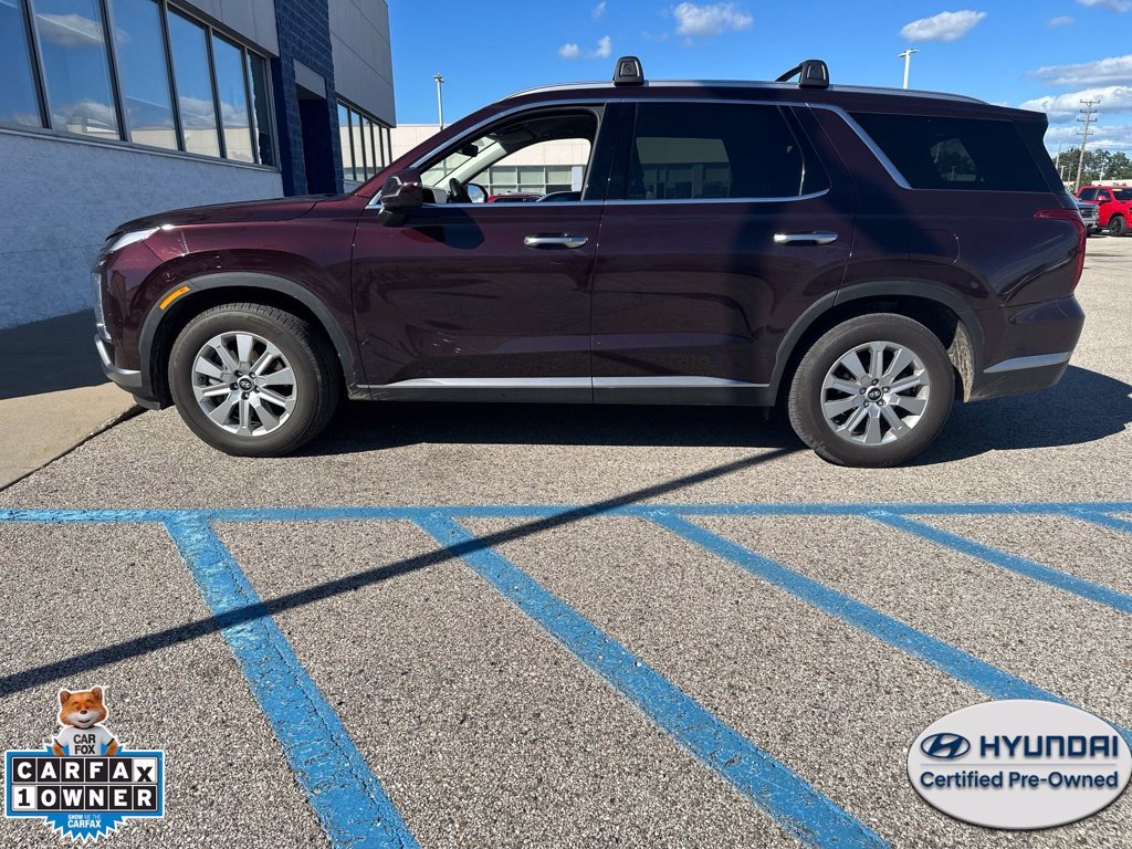 Certified Used 2025 Red Hyundai SEL image 2