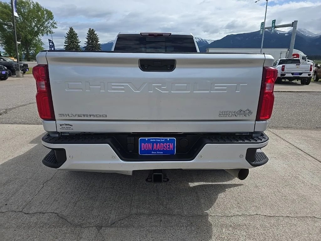 2022 Chevrolet Silverado 3500HD High Country - Photo 6