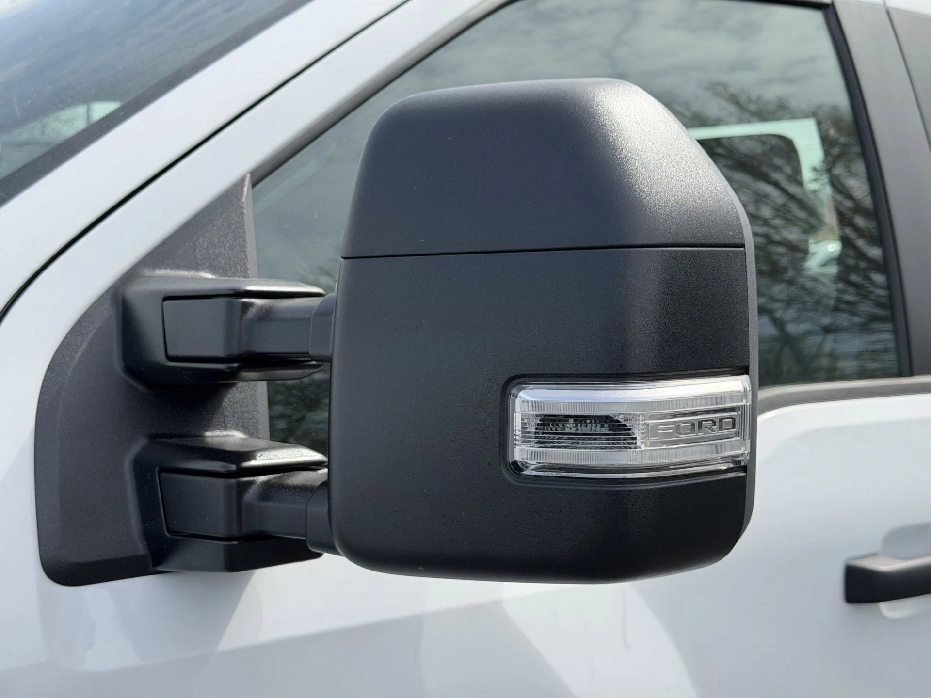 New 2026 Oxford White Ford F-250® XL image 30